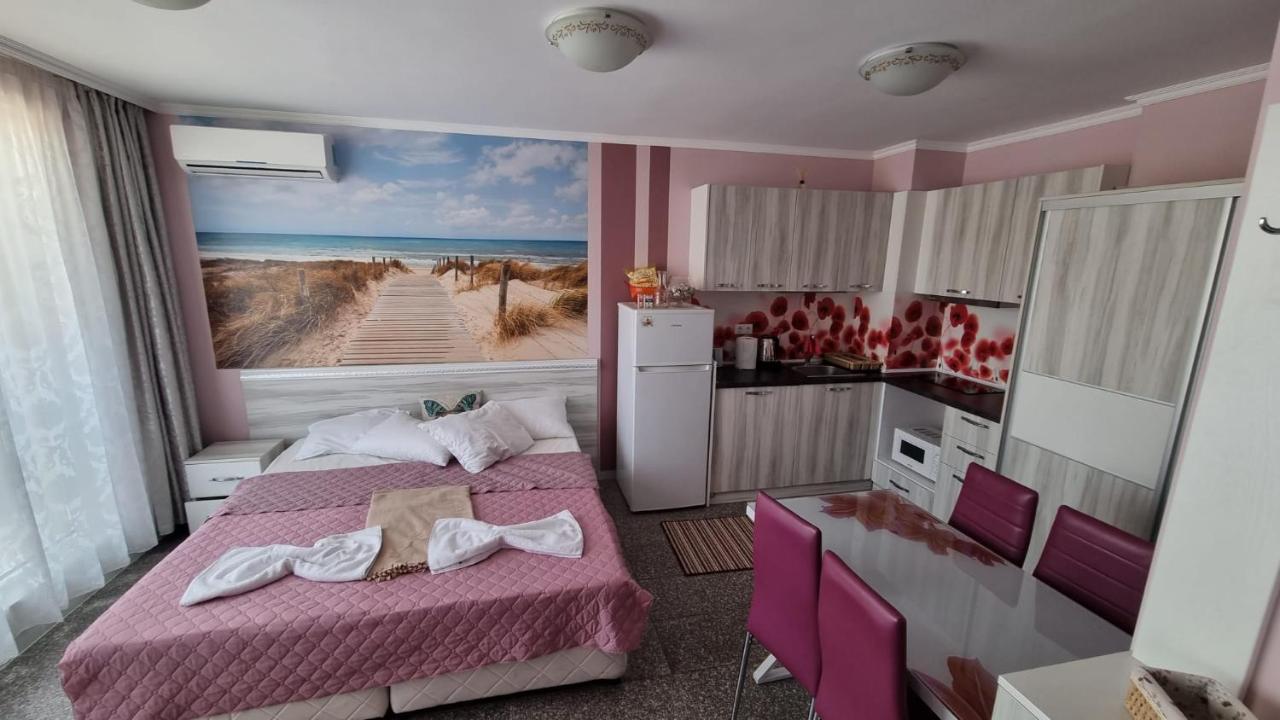 Admiral Plaza A 11 Apartment Pantai Sunny Bagian luar foto
